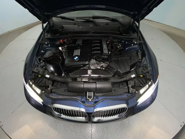 Used 2011 Blue BMW 328i image 23