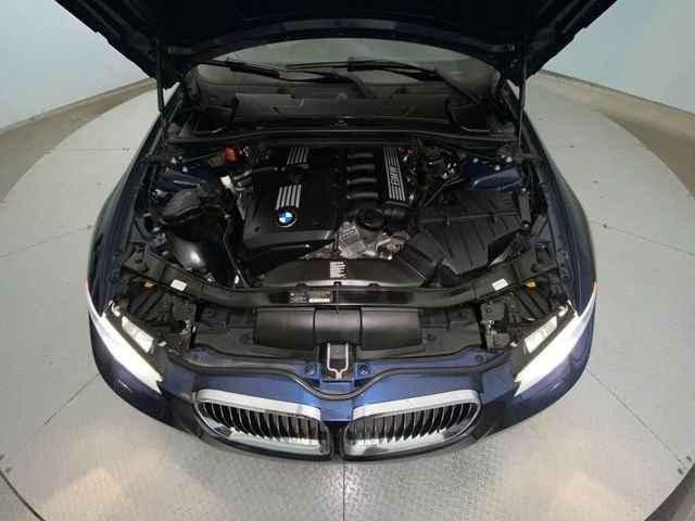 Used 2011 Blue BMW 328i image 23