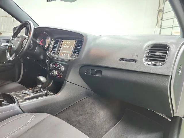 Used 2023 Green Dodge SXT image 40