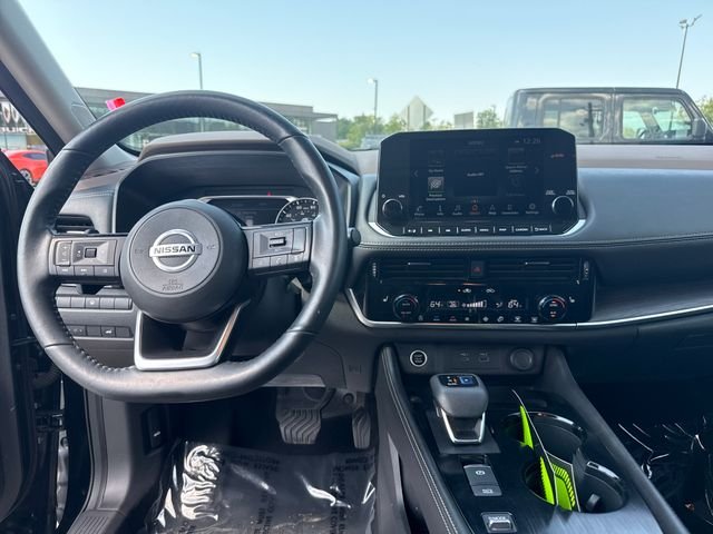 Used 2021 Black Nissan SL image 15