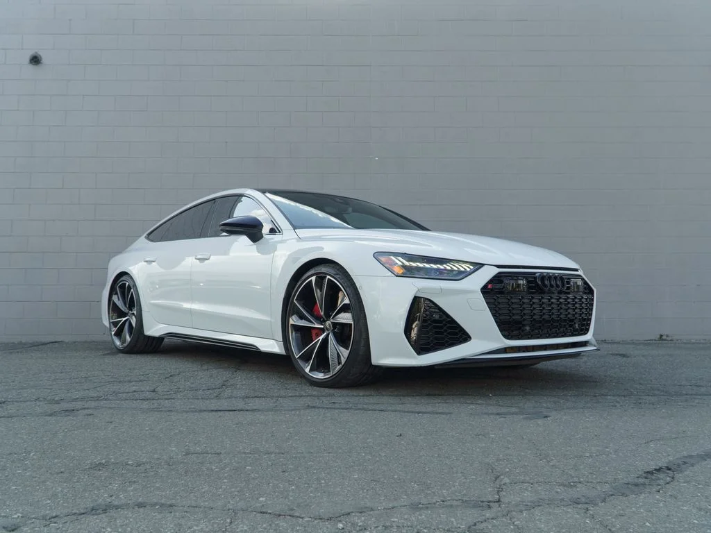 Used 2023 White Audi 4.0T image 9