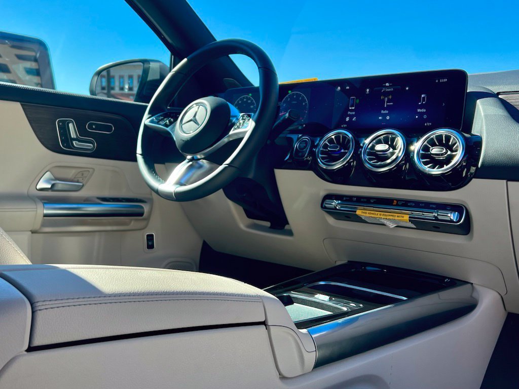 Certified Used 2026  Mercedes-Benz GLA 250 image 10