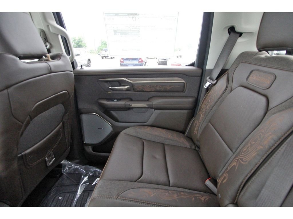New 2026 Diamond Black Crystal Pearl-Coat Exterior Paint RAM Limited image 12