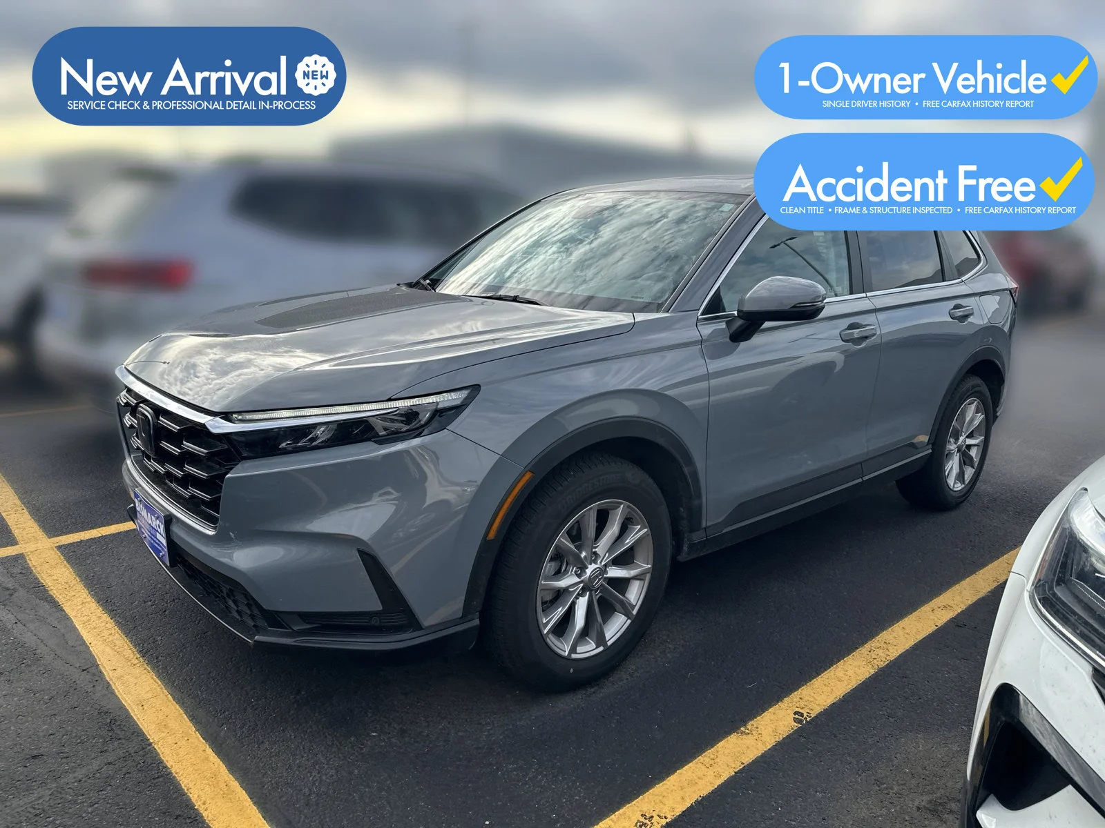 Used 2024 Gray Honda EX-L image 1
