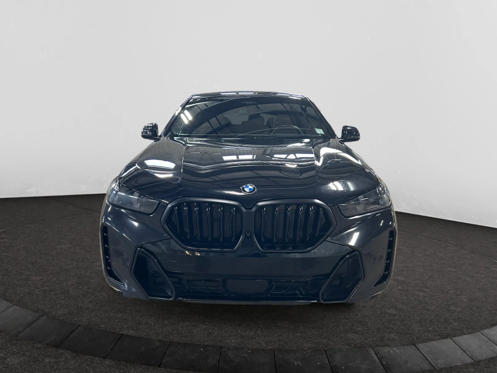 Used 2024 Black BMW xDrive40i image 8