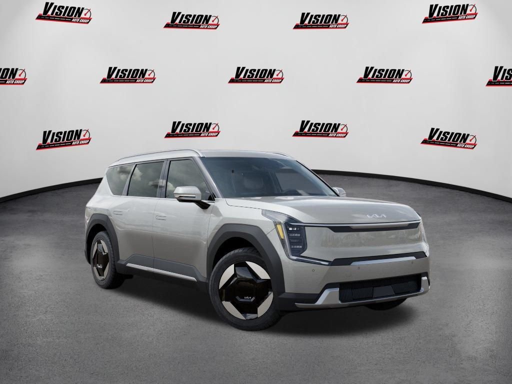 New 2026 Ivory Silver Kia Wind AWD image 8