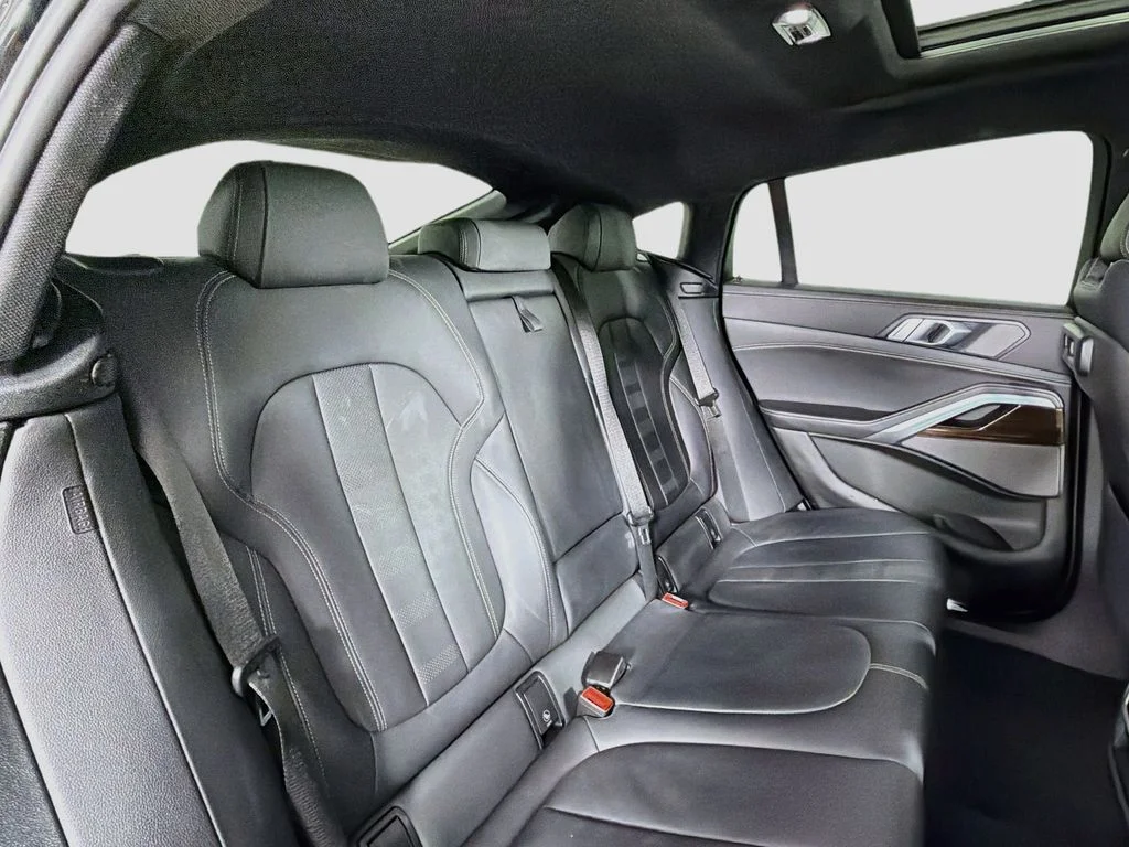 Used 2021 Black BMW sDrive40i image 29