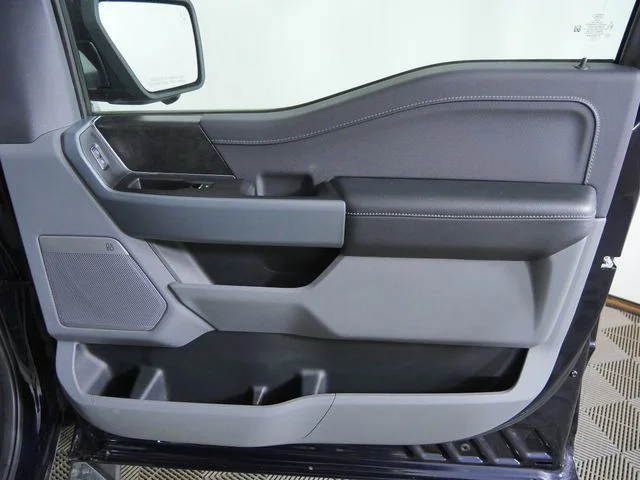 Used 2023 Blue Ford XLT image 11