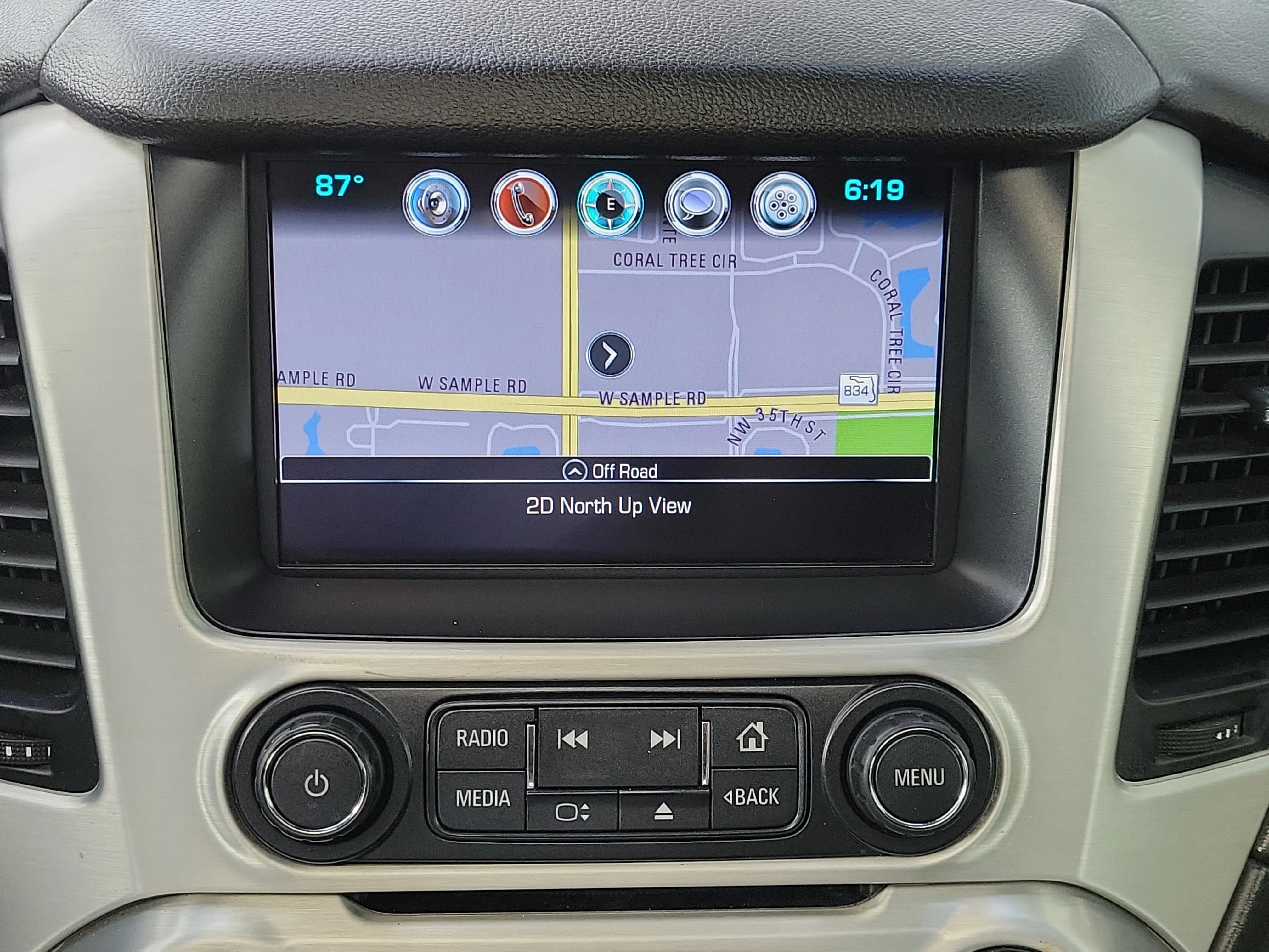 Used 2020 Quicksilver Metallic GMC SLT image 22