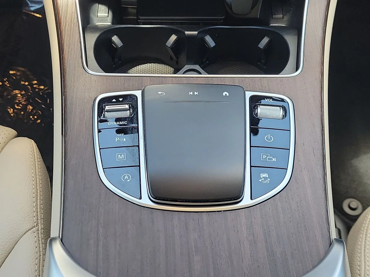 Certified Used 2022 Silver Mercedes-Benz GLC 300 image 21