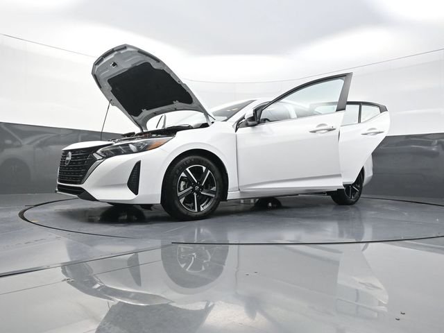 Used 2025 White Nissan SV image 41