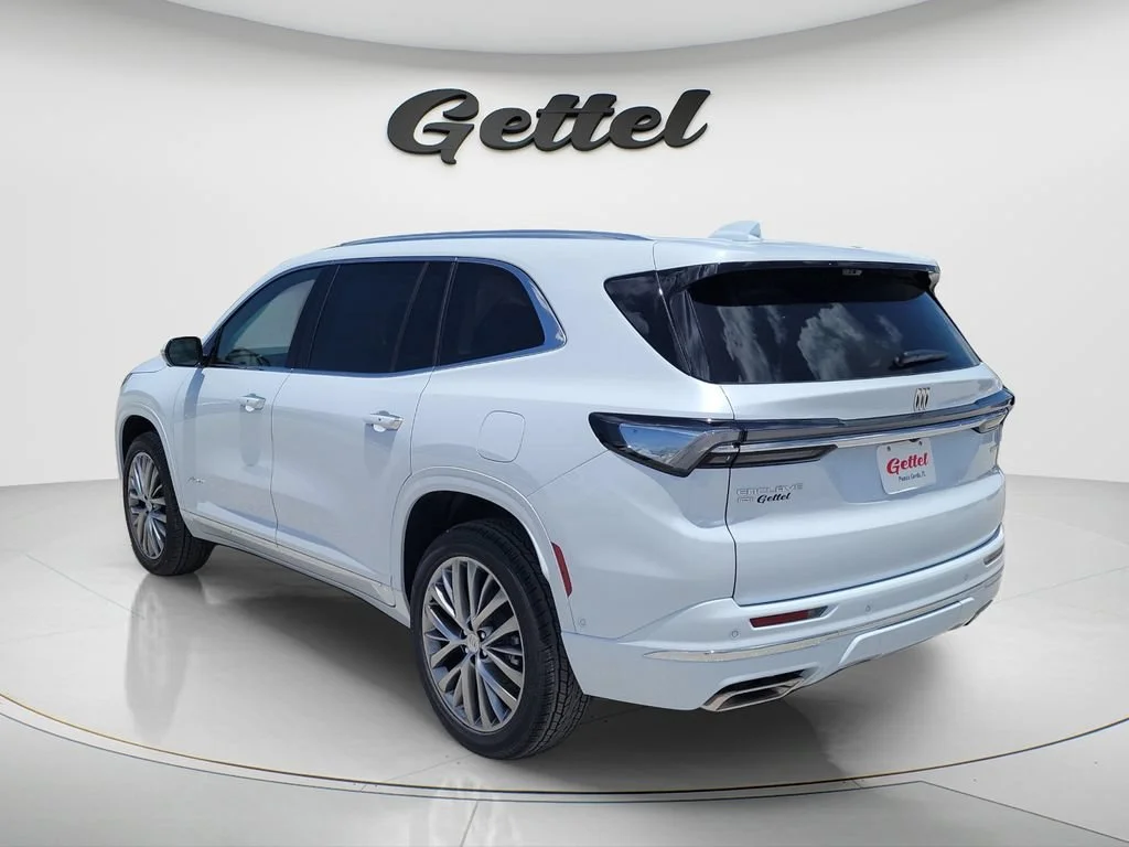New 2026 Iridescent White Tricoat Buick Avenir image 7