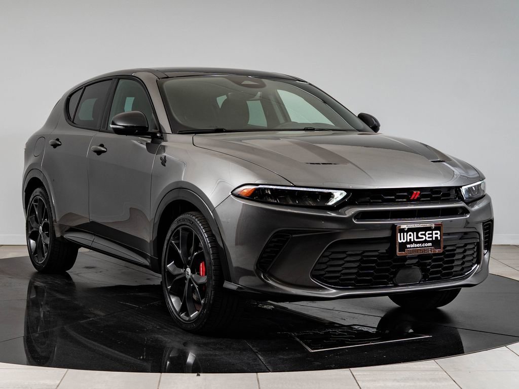 Used 2024 Gray Cray Dodge R/T Plus image 12