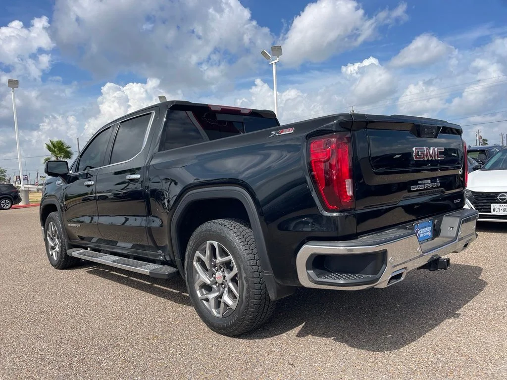 Used 2024 Black GMC SLT image 5
