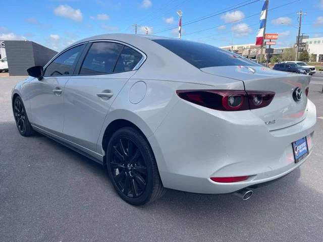 Used 2025 White Mazda 2.5 S Select Sport Base image 4
