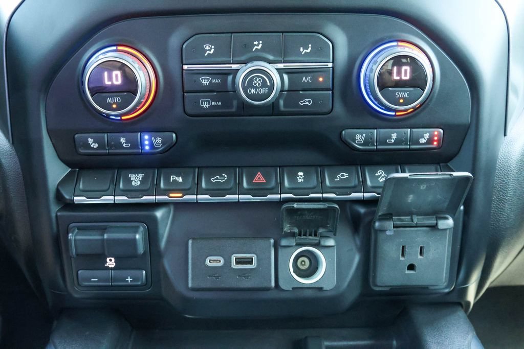 2021 Chevrolet Silverado 2500HD LTZ - Photo 27