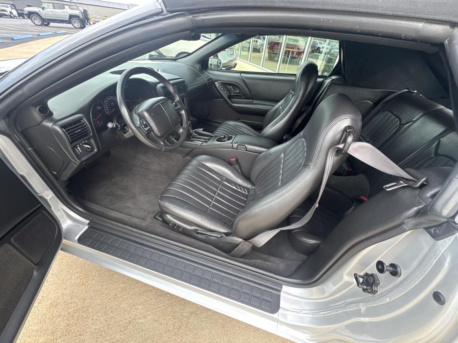 Used 2002 Sebring Silver Metallic Chevrolet Z28 image 9