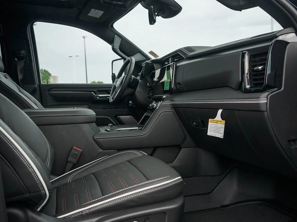 New 2026 Sterling Metallic GMC AT4X image 8
