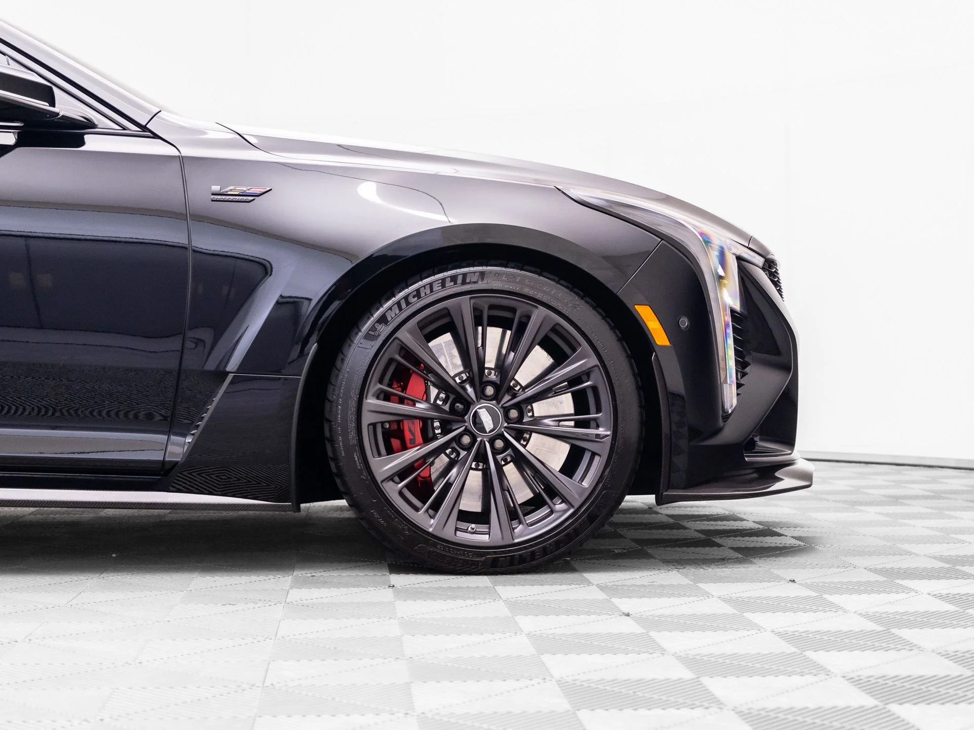 Used 2025 Black Cadillac V-Series image 31