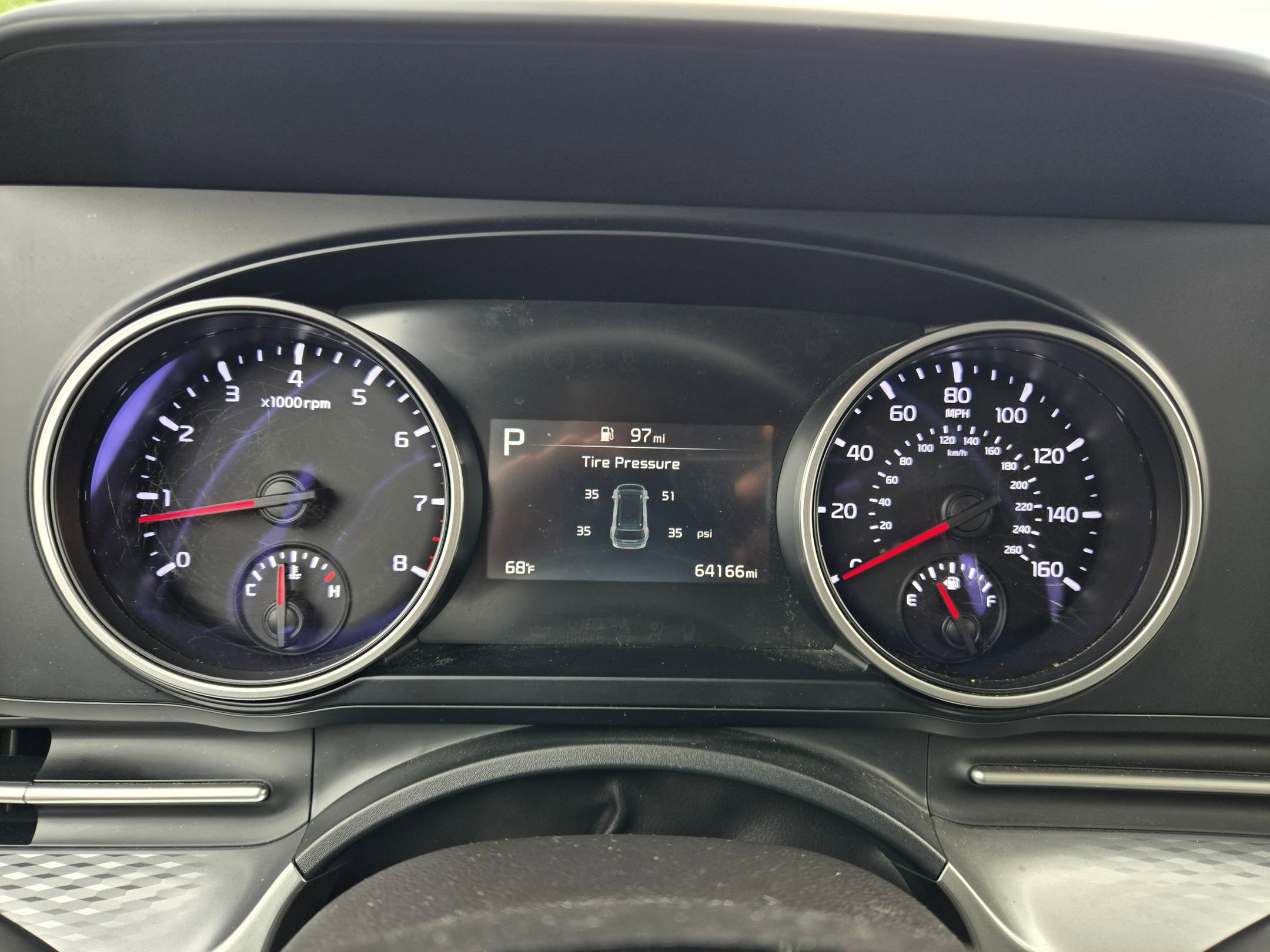 Used 2024 Aurora Black Pearl Kia LX image 27
