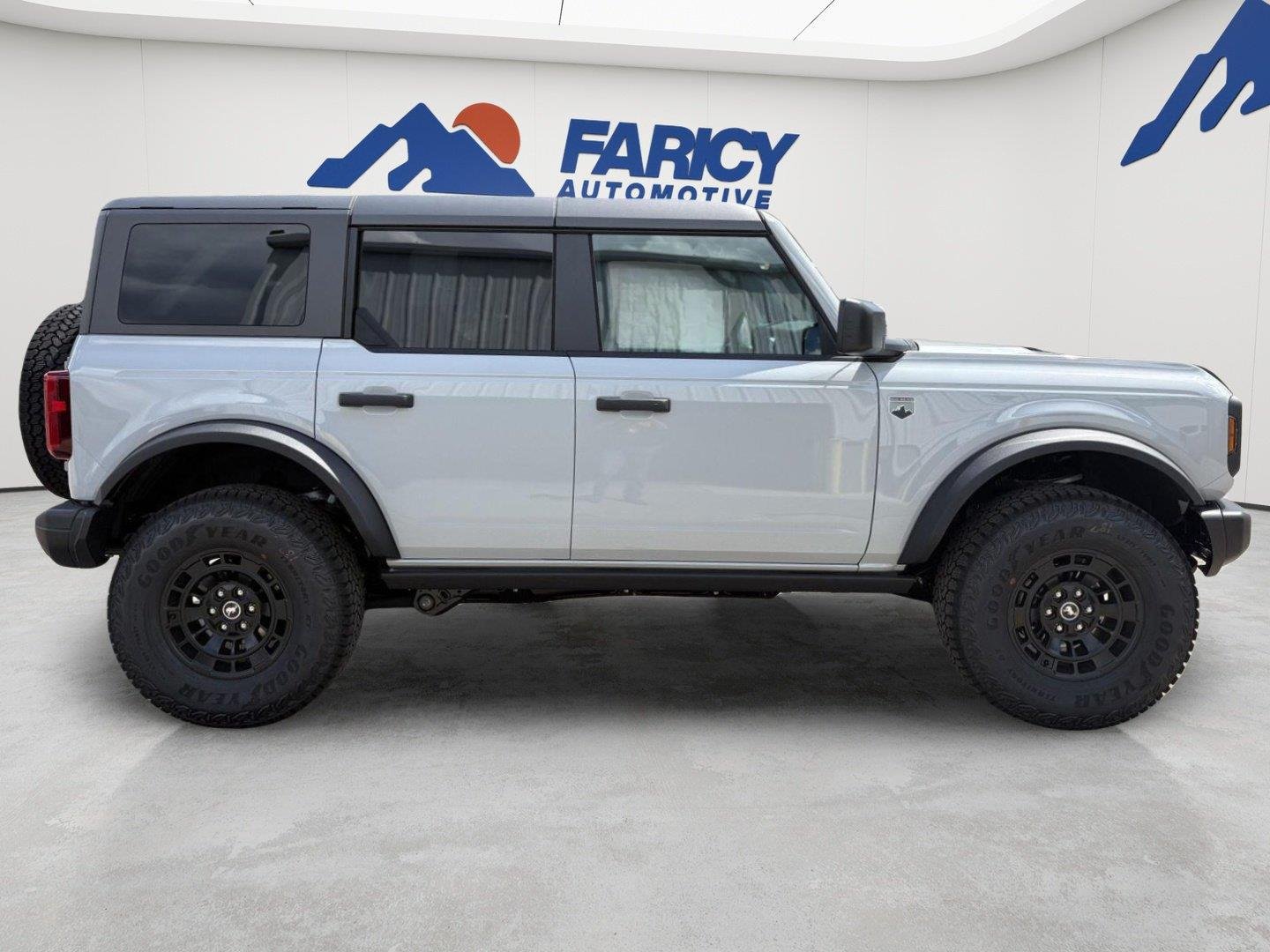 New 2026 Avalanche Gray Ford Big Bend image 7
