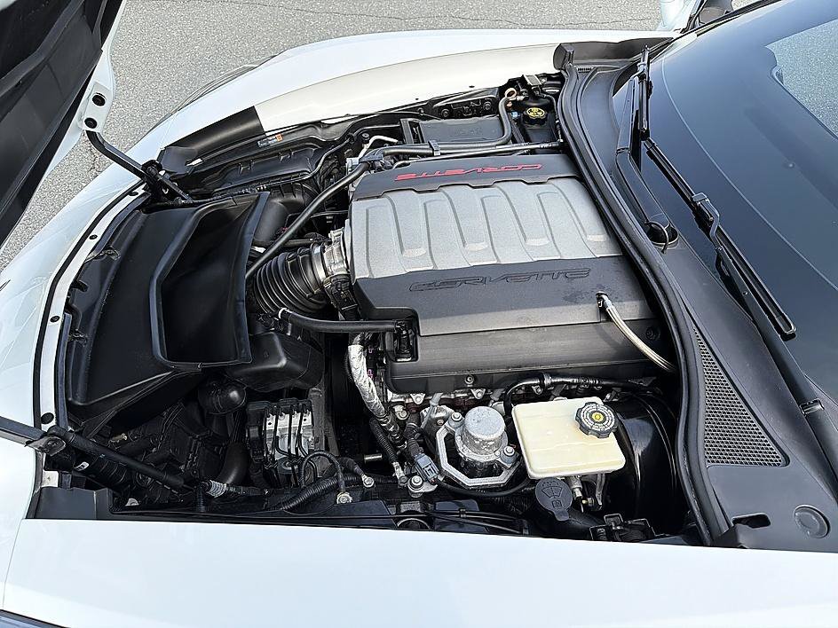 Used 2015 Arctic White Chevrolet Z51 2LT image 22