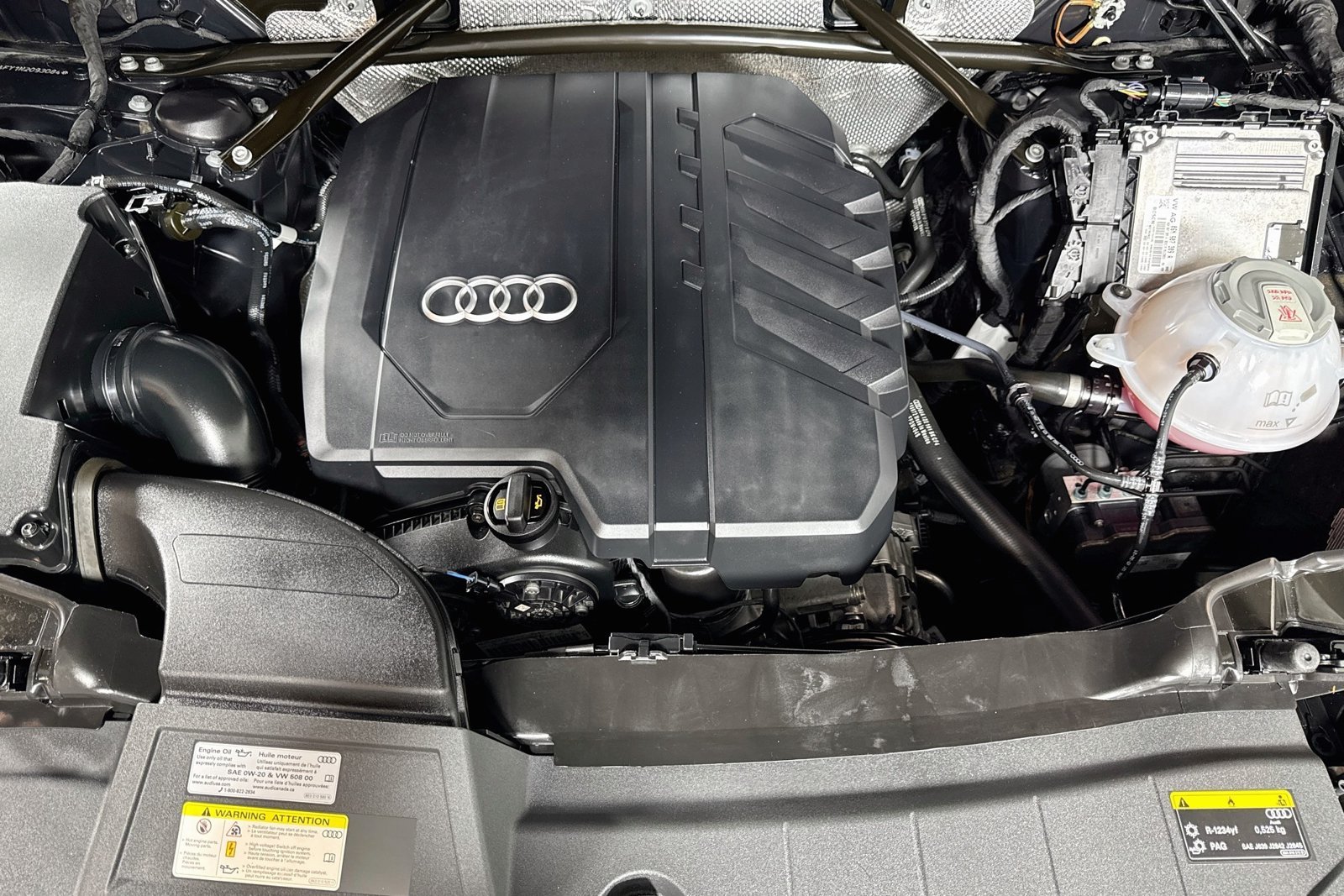 Used 2022 Mythos Black Metallic Audi Premium image 29