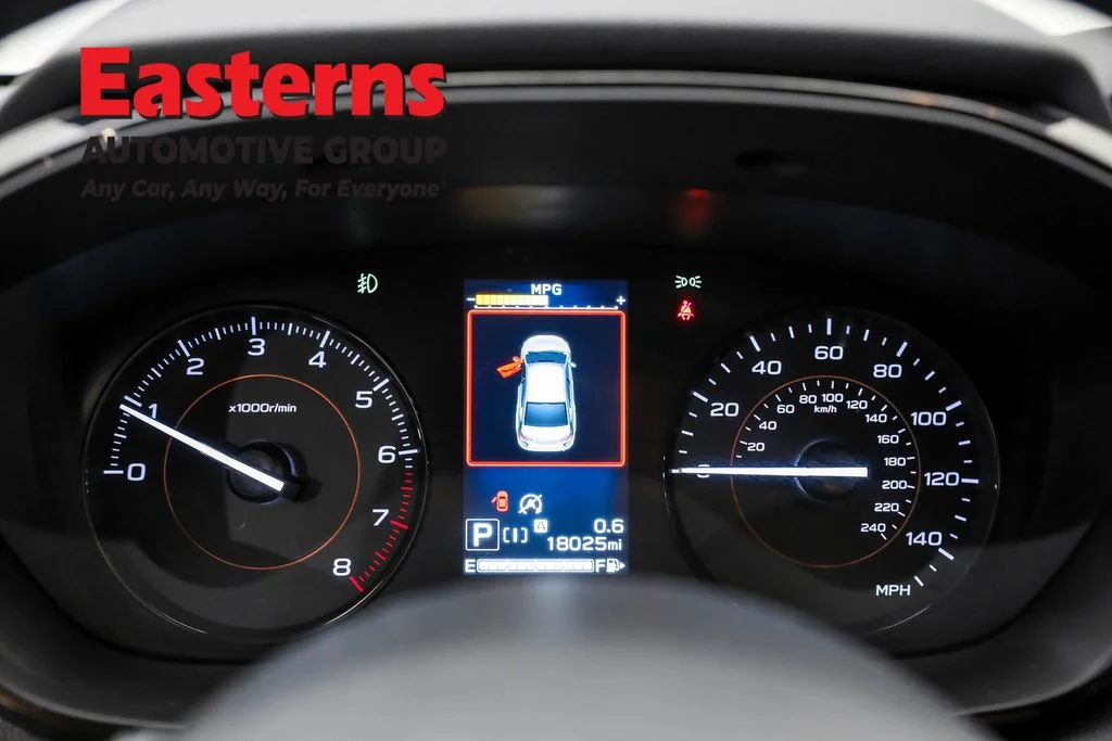 Used 2021 White Subaru Base image 18