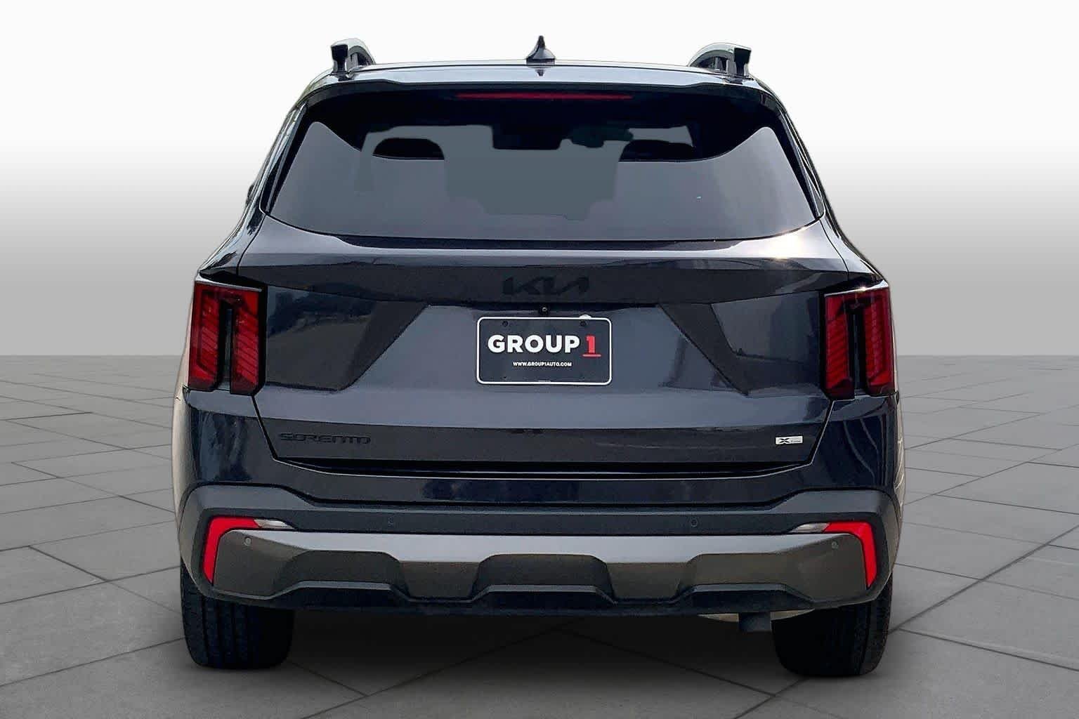 Pre-Owned 2025 Kia Sorento X-Line SX