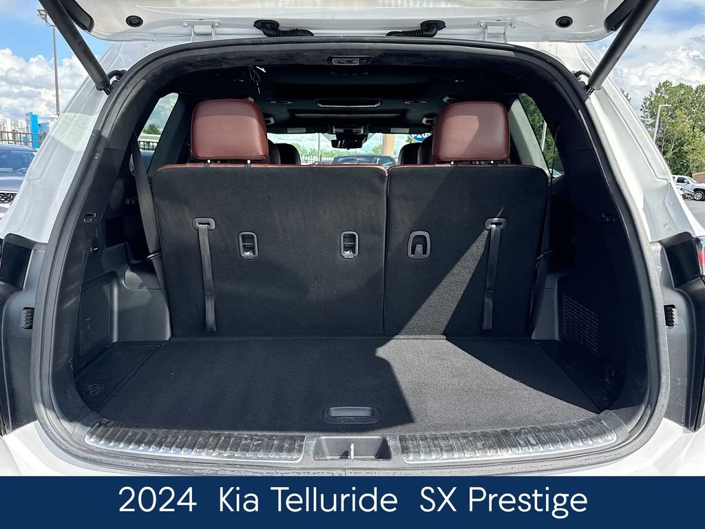 Used 2024 White Kia SX-Prestige image 38