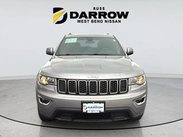 Used 2019 Silver Jeep Laredo E image 8