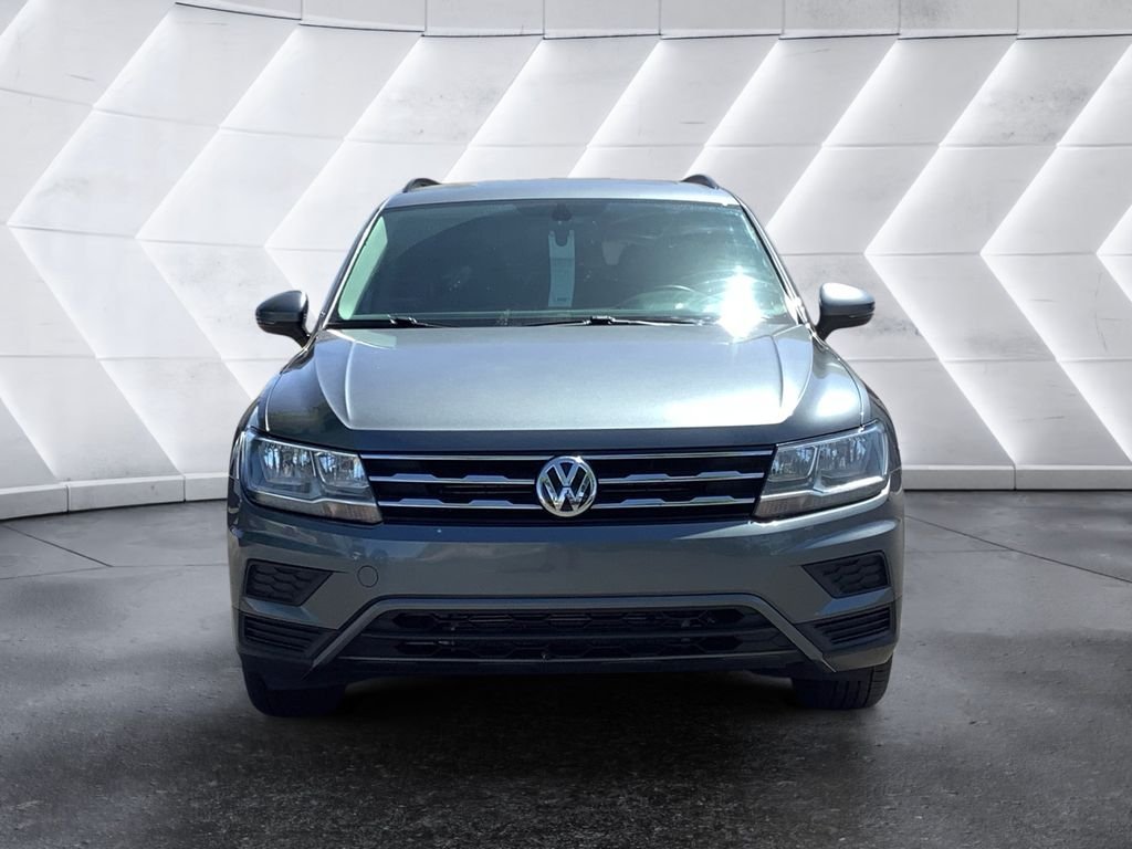 Used 2020  Volkswagen 2.0T SE image 2