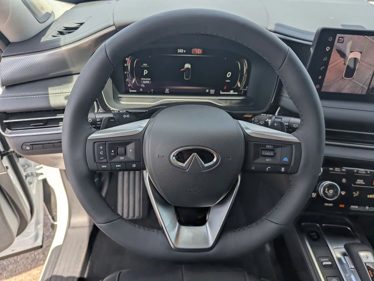 New 2027 RADIANT WHITE INFINITI Luxe AWD image 15
