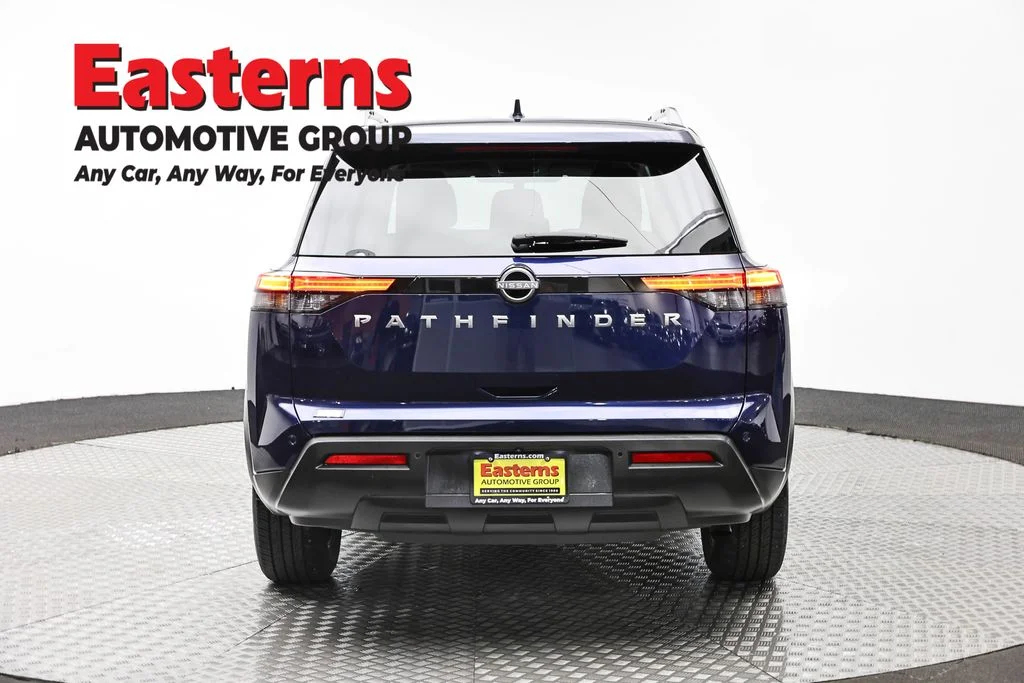 Used 2025 Blue Nissan SV image 6
