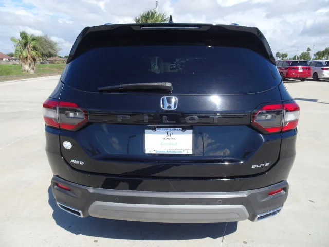 Used 2023 Crystal Black Pearl Honda Elite image 19