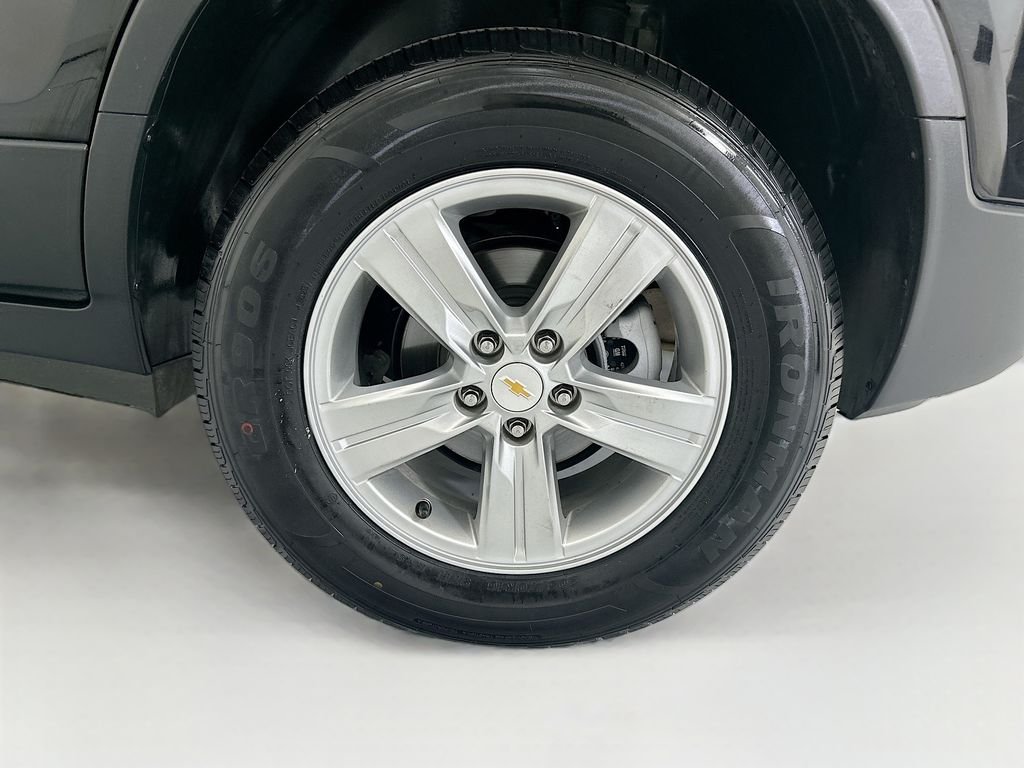 Used 2022 Black Metallic Chevrolet LT image 29