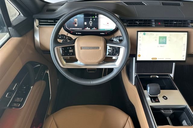 New 2026 Fuji White Land Rover SE image 13