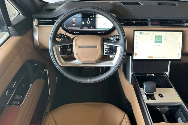 New 2026 Fuji White Land Rover SE image 13