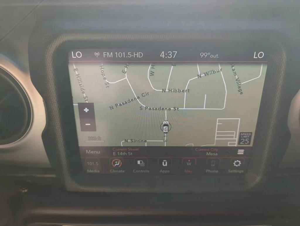 Used 2021 White Jeep Sport image 20