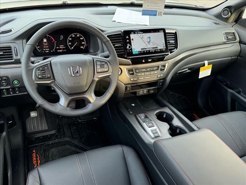 2025 Honda Ridgeline TrailSport - Photo 8