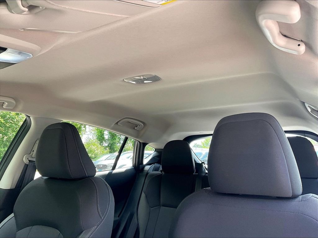 Used 2024 Gray Subaru Base image 7