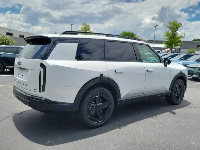 New 2027 Glacial White Pearl Kia X-LINE SX PRESTIGE image 4