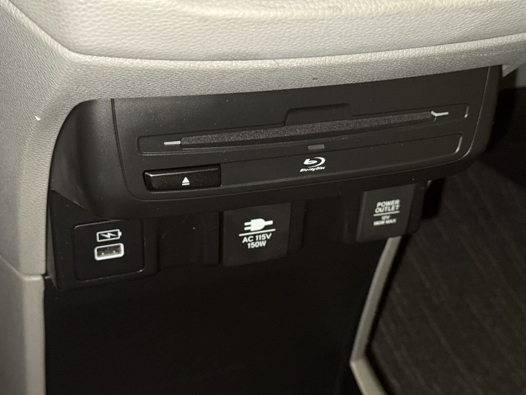 2024 Honda Odyssey Touring - Photo 31