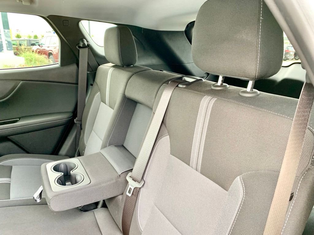 Used 2024 White Chevrolet LT image 18