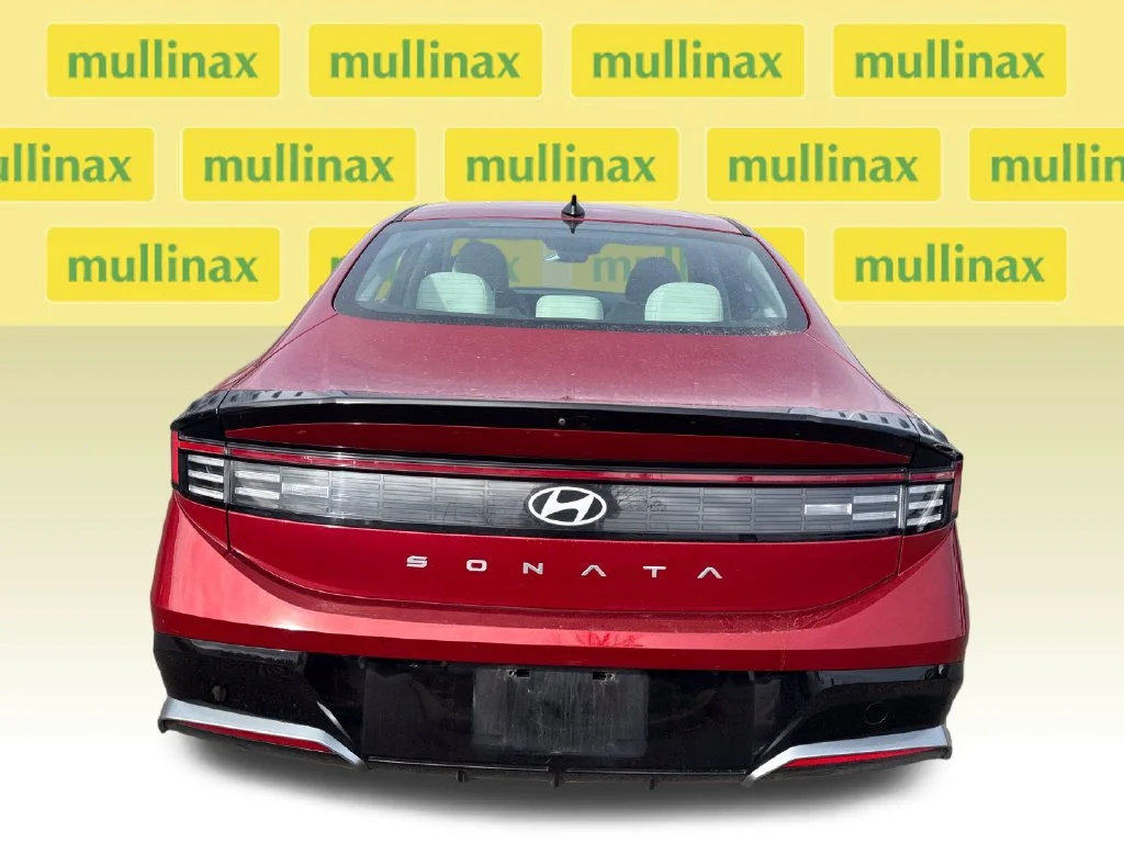 Certified Used 2025 Red Hyundai SEL image 30