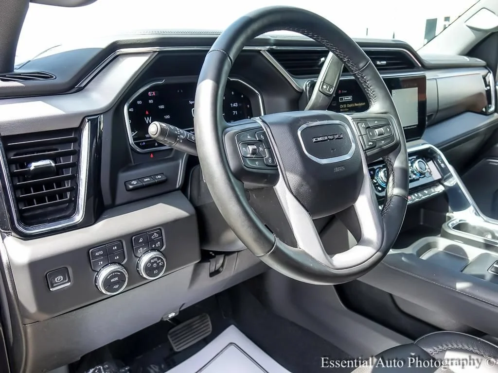 Used 2025 Titanium Rush Metallic GMC Denali image 11