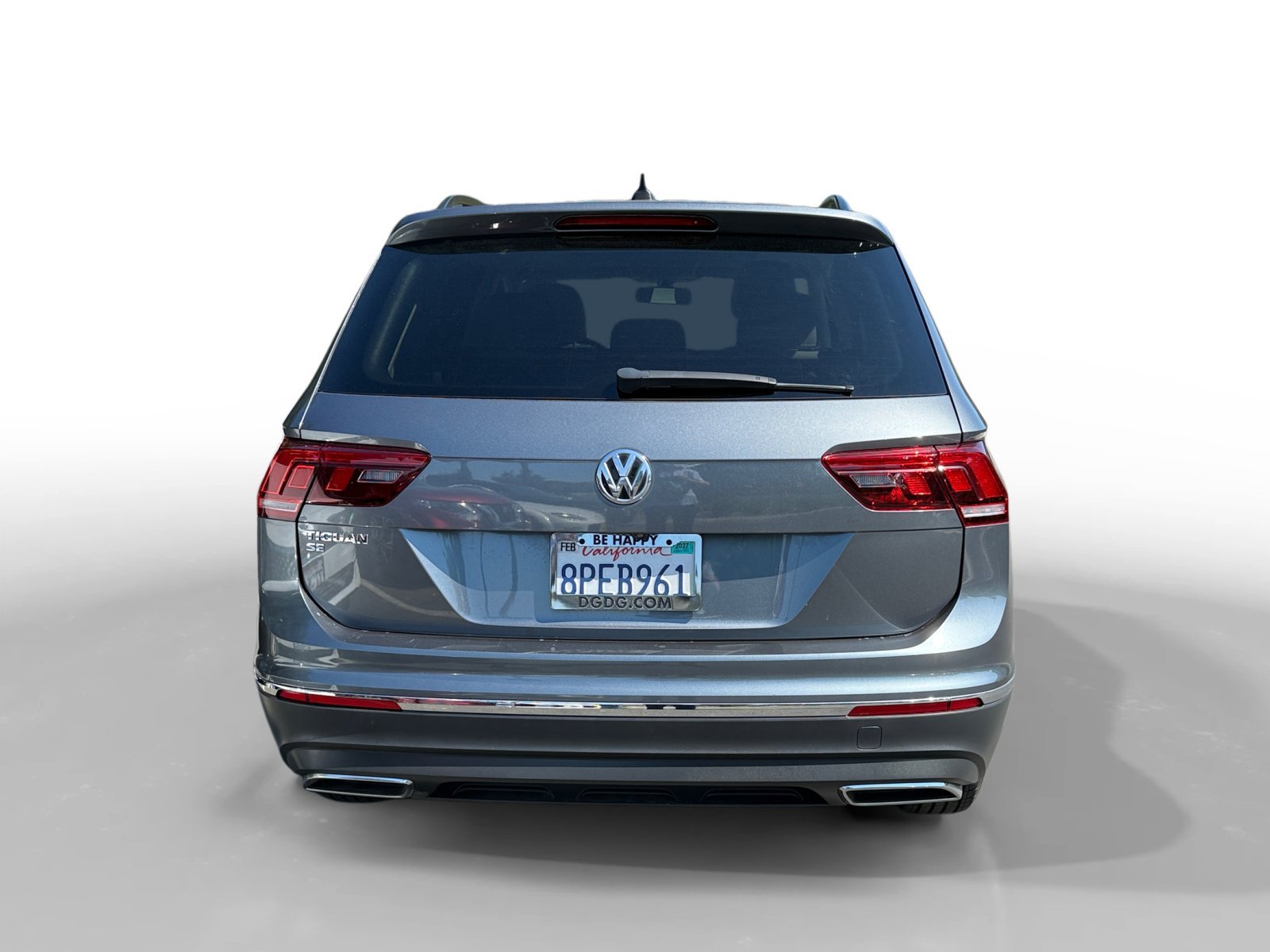 Used 2020 Platinum Gray Metallic Volkswagen 2.0T SE image 4