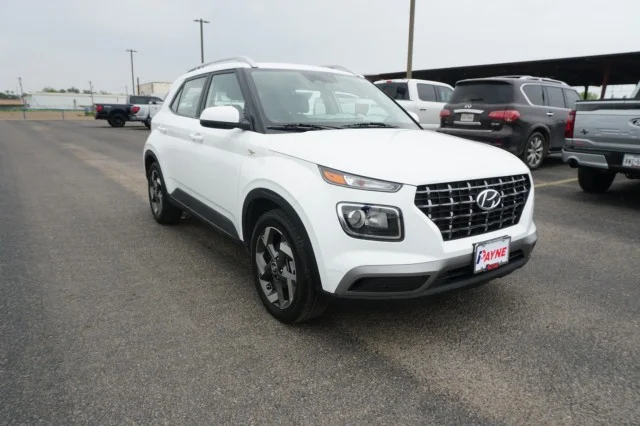 Used 2025 WHITE Hyundai SEL image 3