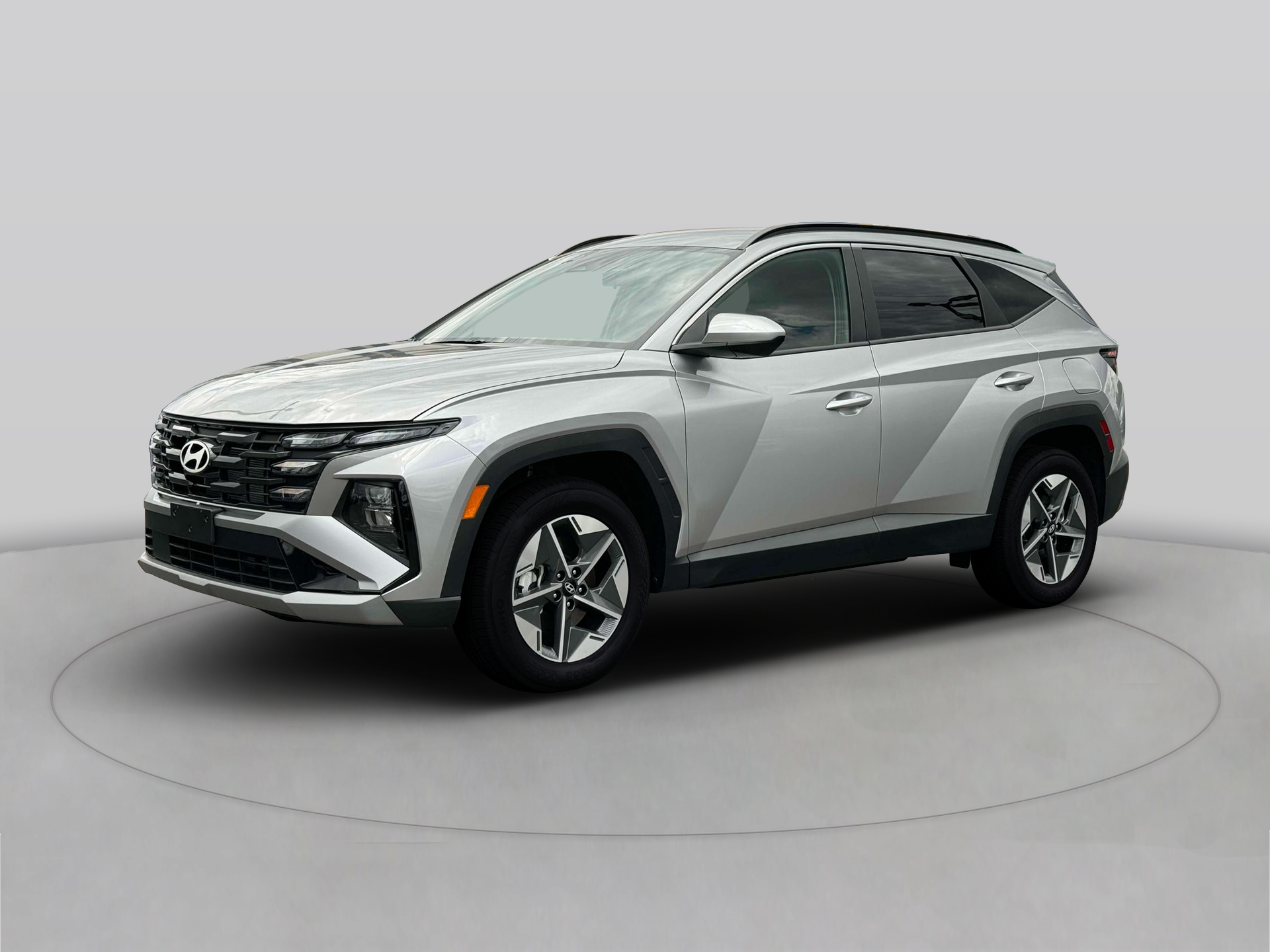 New 2026 Silver Hyundai SEL AWD image 2
