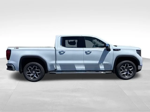 New 2026 Glacier White Tricoat GMC SLT image 7